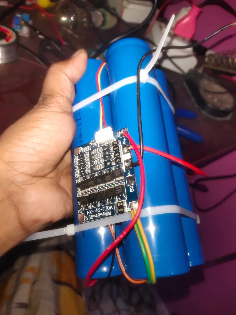 12V 20Ah LiFePO4 Battery Pack With 4S 30A BMS