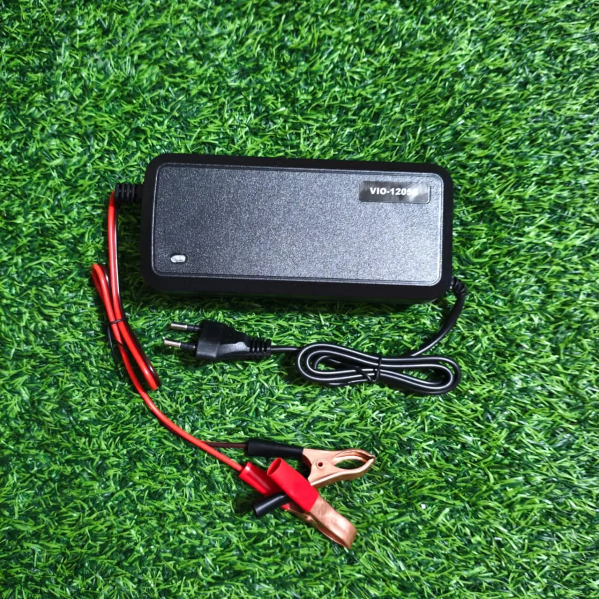 12v 5ampere Auto Cut Charger With Cooling Fan